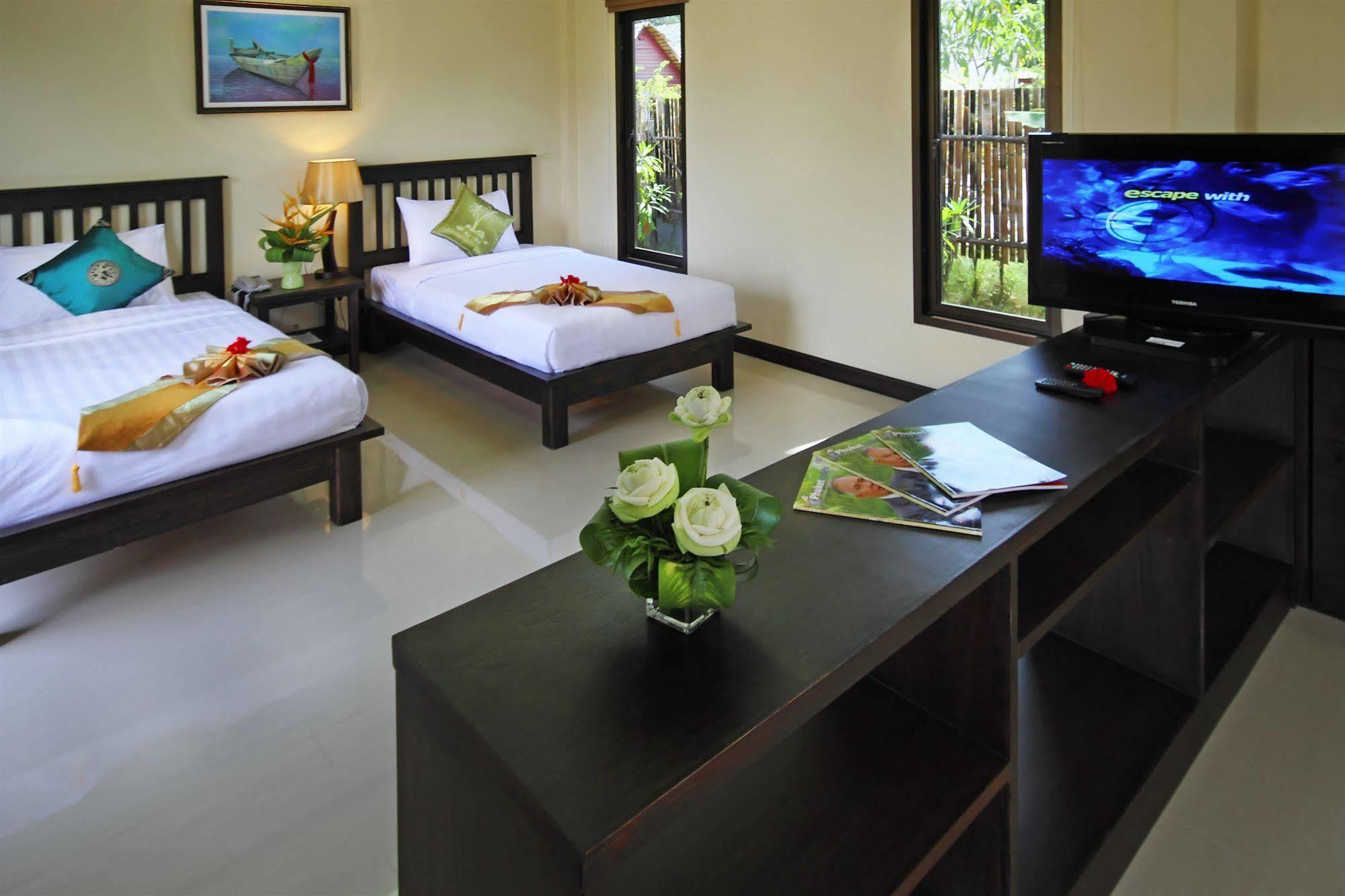 The Villa Laemhin Lagoon Resort Пхукет Экстерьер фото